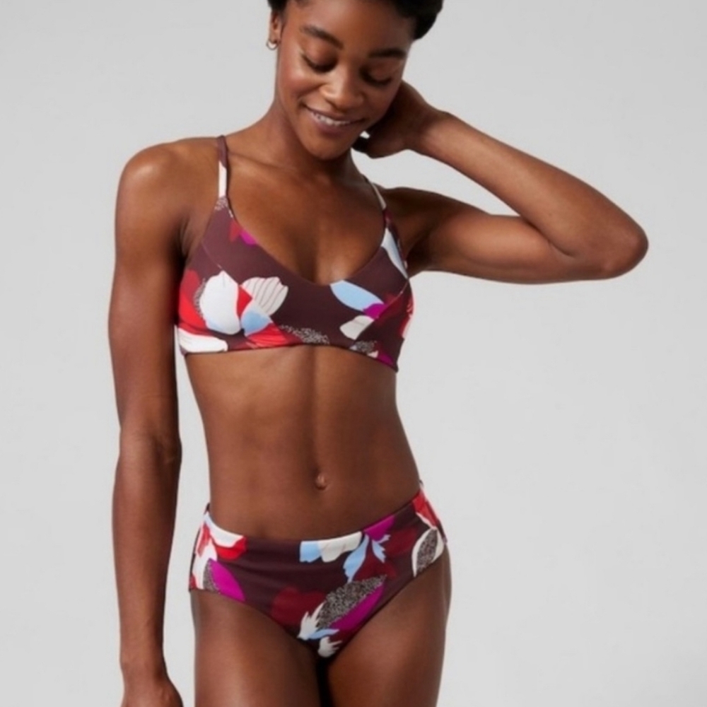 NWT Athleta triangle bikini top A-C